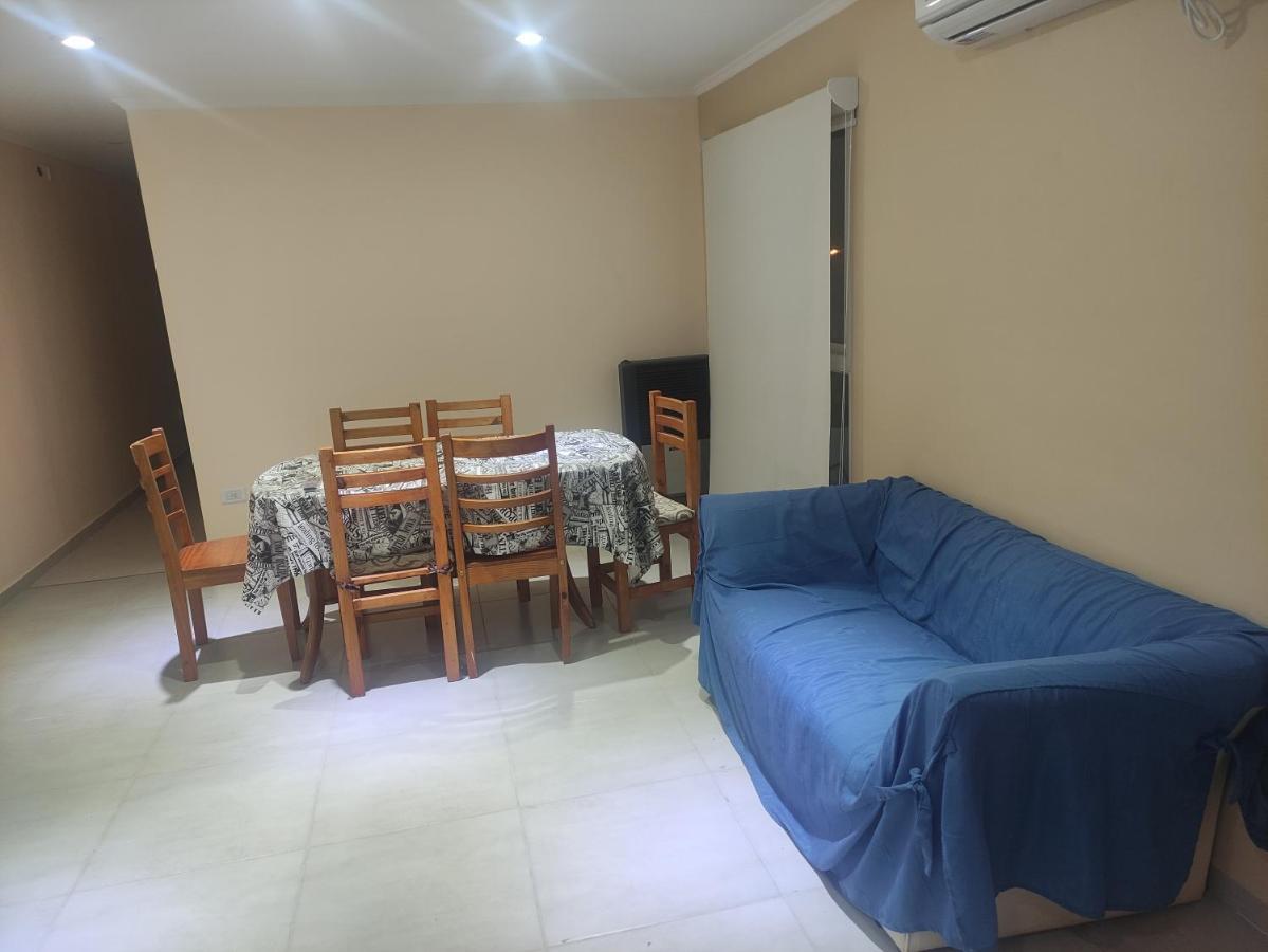 Belgrano 658 Nqn - Piso 1 Dto 1 Apartment Neuquen Luaran gambar